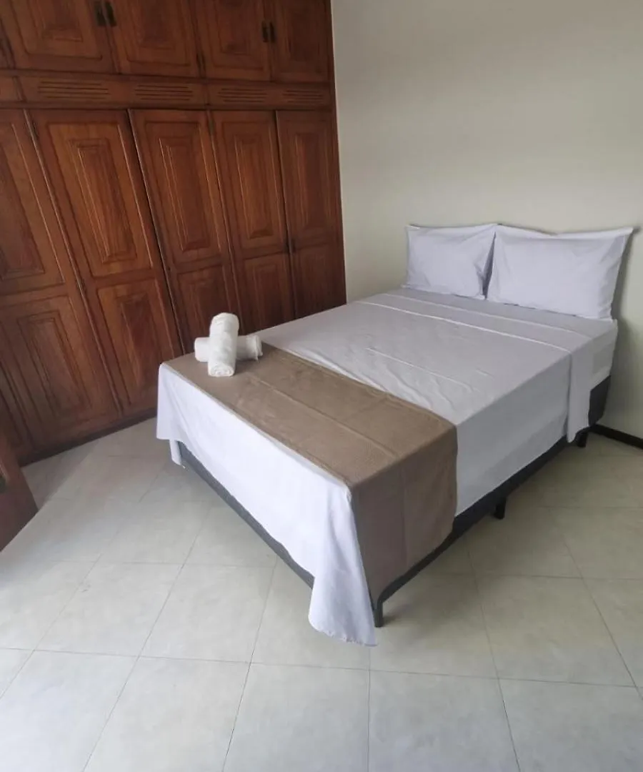 Pousada Recanto Das Orquideas Macae Bed & Breakfast