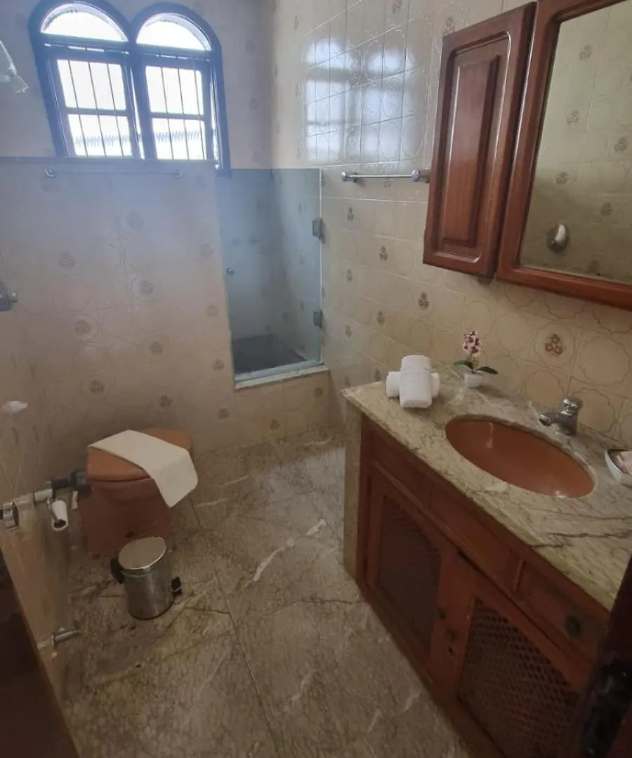 Pousada Recanto Das Orquideas Macae Bed & Breakfast