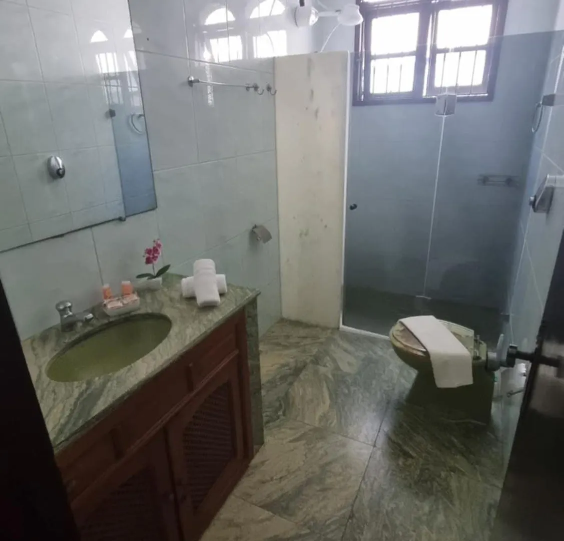 Pousada Recanto Das Orquideas Macae Bed & Breakfast