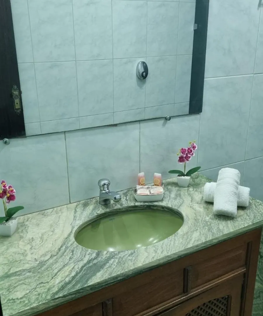 Alojamento de Acomodação e Pequeno-almoço Pousada Recanto Das Orquideas Macaé